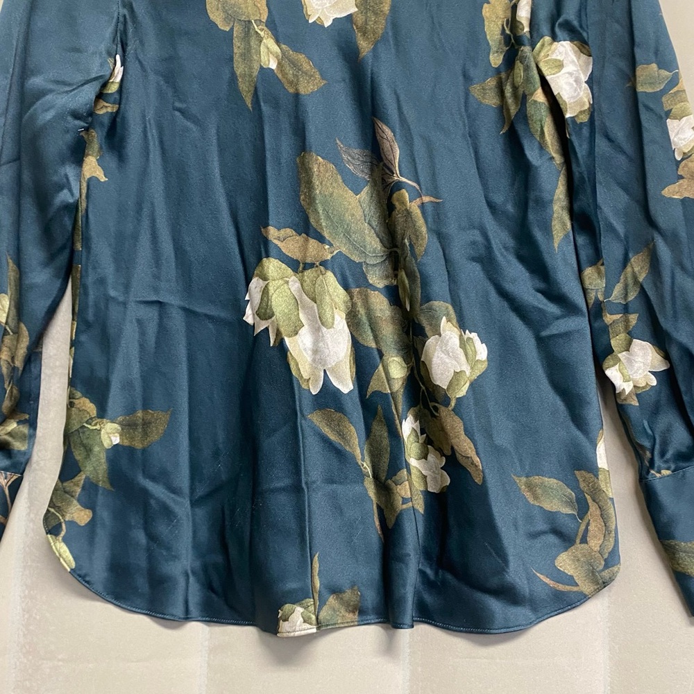 Vince Womens Camellia Blouse 100% Silk Small Floral Button Down Quiet Luxury NWT - Picture 8 of 14